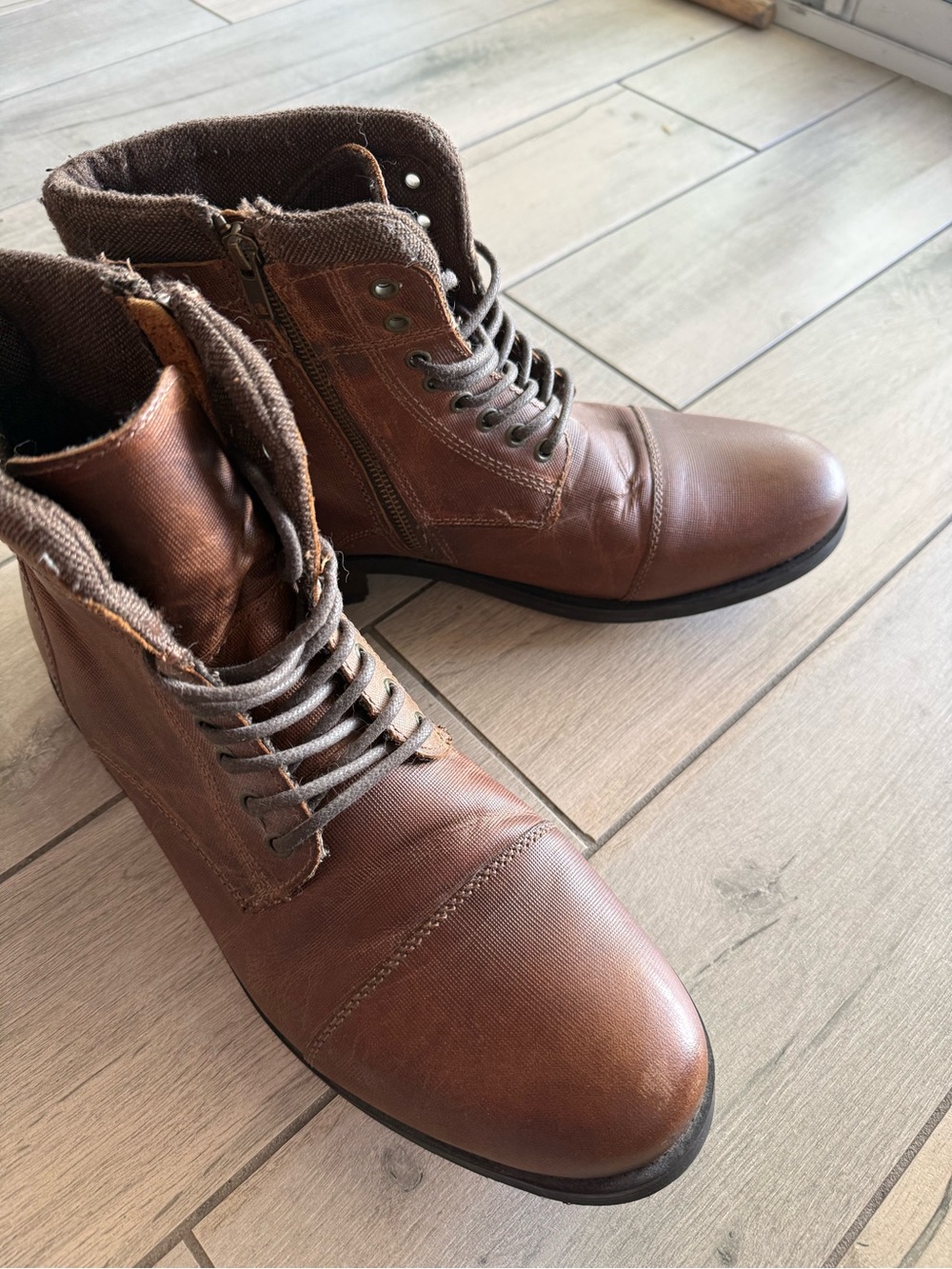 Steve Madden Brown Leather Lace-Up Ankle Boots with side zips